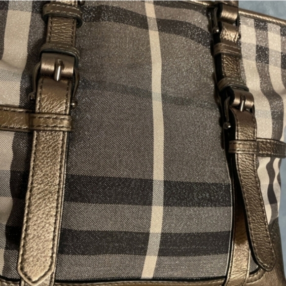 Burberry Handbags - Burberry Authentic Shimmer Buckle Tote Bag & Wallet Excellent Condition
